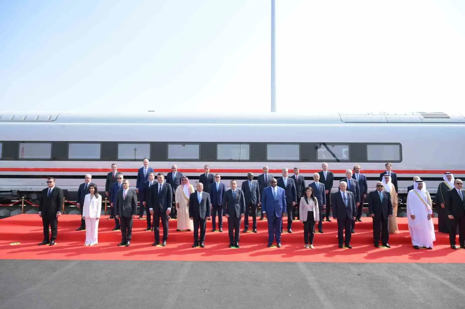 Ulaştırma ve Altyapı Bakanı Abdulkadir Uraloğlu, Mısır’da, TransMEA 2025 Orta