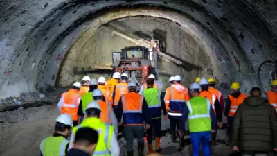 Bayburt-Erzurum sınırında 2012 yılında yapımına başlanan Kop Tüneli, aradan geçen