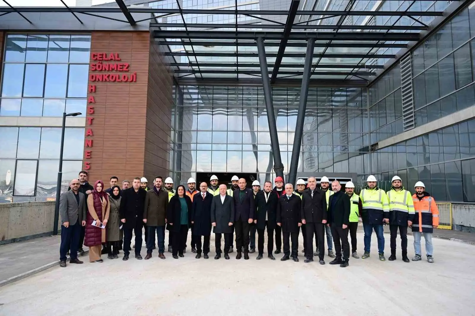 AK Parti Bursa İl Başkanı Davut Gürkan, Acemler’de yapımı devam