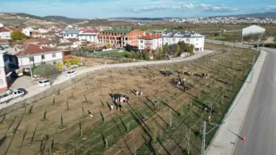 İnegöl Belediyesi Akhisar Mahallesi Akkanal Sokak’ta 2 parçadan oluşan toplam
