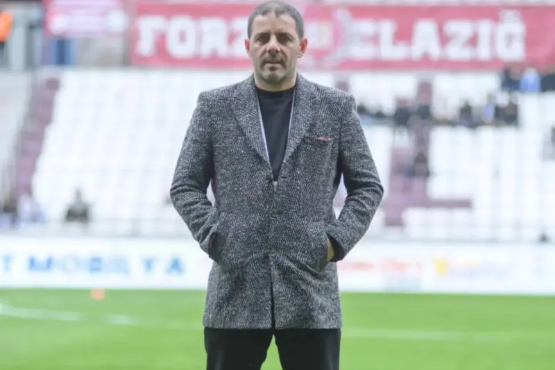 Sultan Su İnegölspor Kulüp Başkanı Kani Ademoğlu, deplasmanda oynanan ve