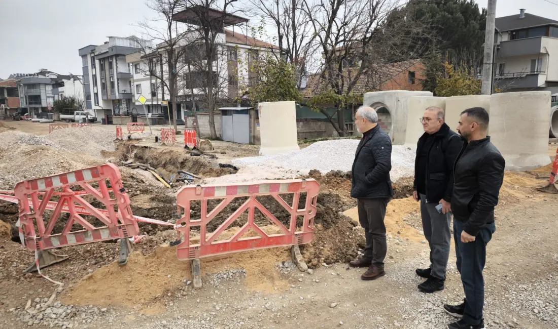 Cumhuriyet Halk Partisi İnegöl İlçe Başkanı Zemci Şahin ve yönetim