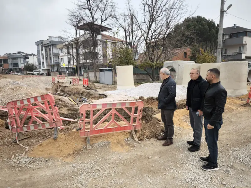 Cumhuriyet Halk Partisi İnegöl İlçe Başkanı Zemci Şahin ve yönetim