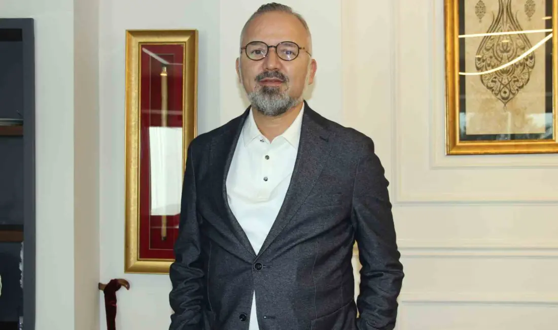 İzmir Büyükşehir Belediye Meclisi AK Parti Grup Başkan Vekili Hakan