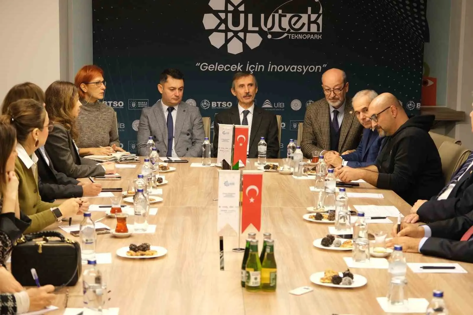 ULUTEK Teknopark’ta gerçekleştirilen Üniversite-Sanayi İş Birliği Programı, Bursa’nın teknoloji üretme