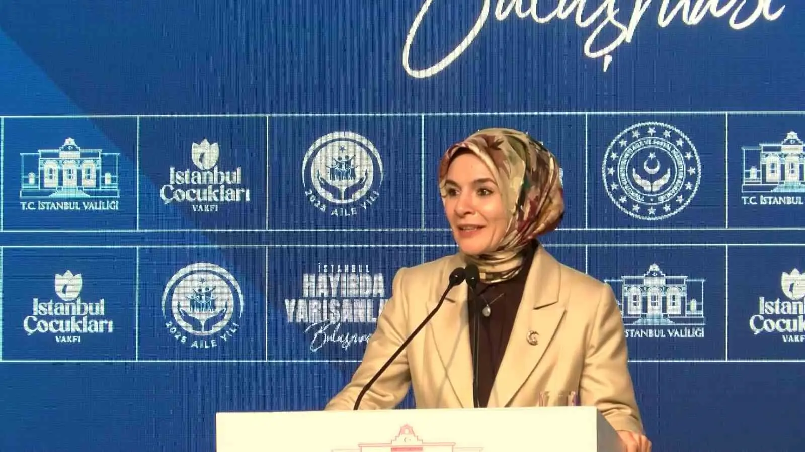 Aile ve Sosyal Hizmetler Bakanı Mahinur Özdemir Göktaş, Beyoğlu’nda düzenlenen