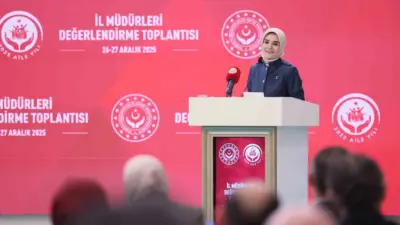 Aile ve Sosyal Hizmetler Bakanı Mahinur Özdemir Göktaş, il müdürlerine