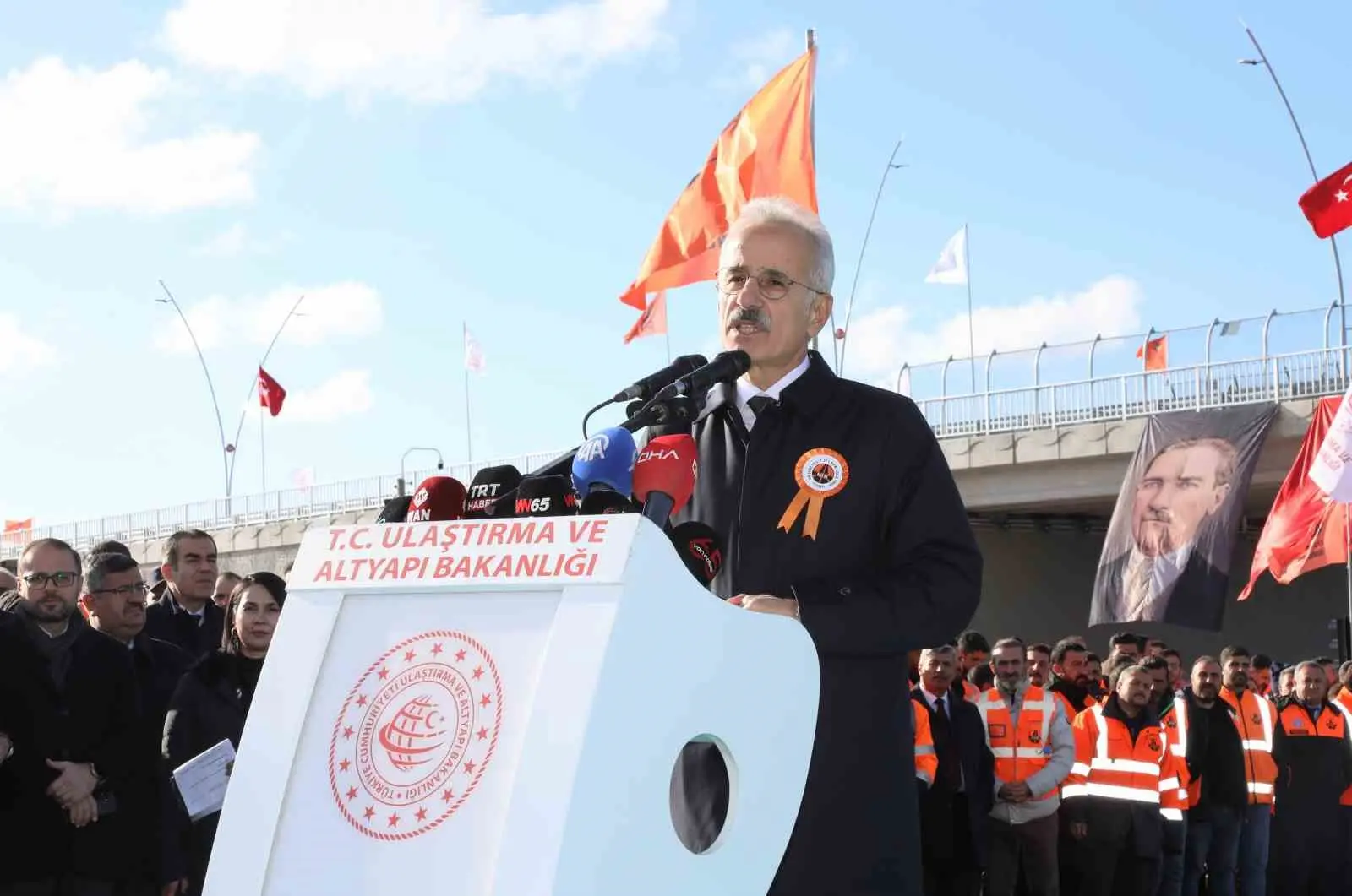 Van Çevre Yolu’nun birinci ve üçüncü etapları, Ulaştırma ve Altyapı