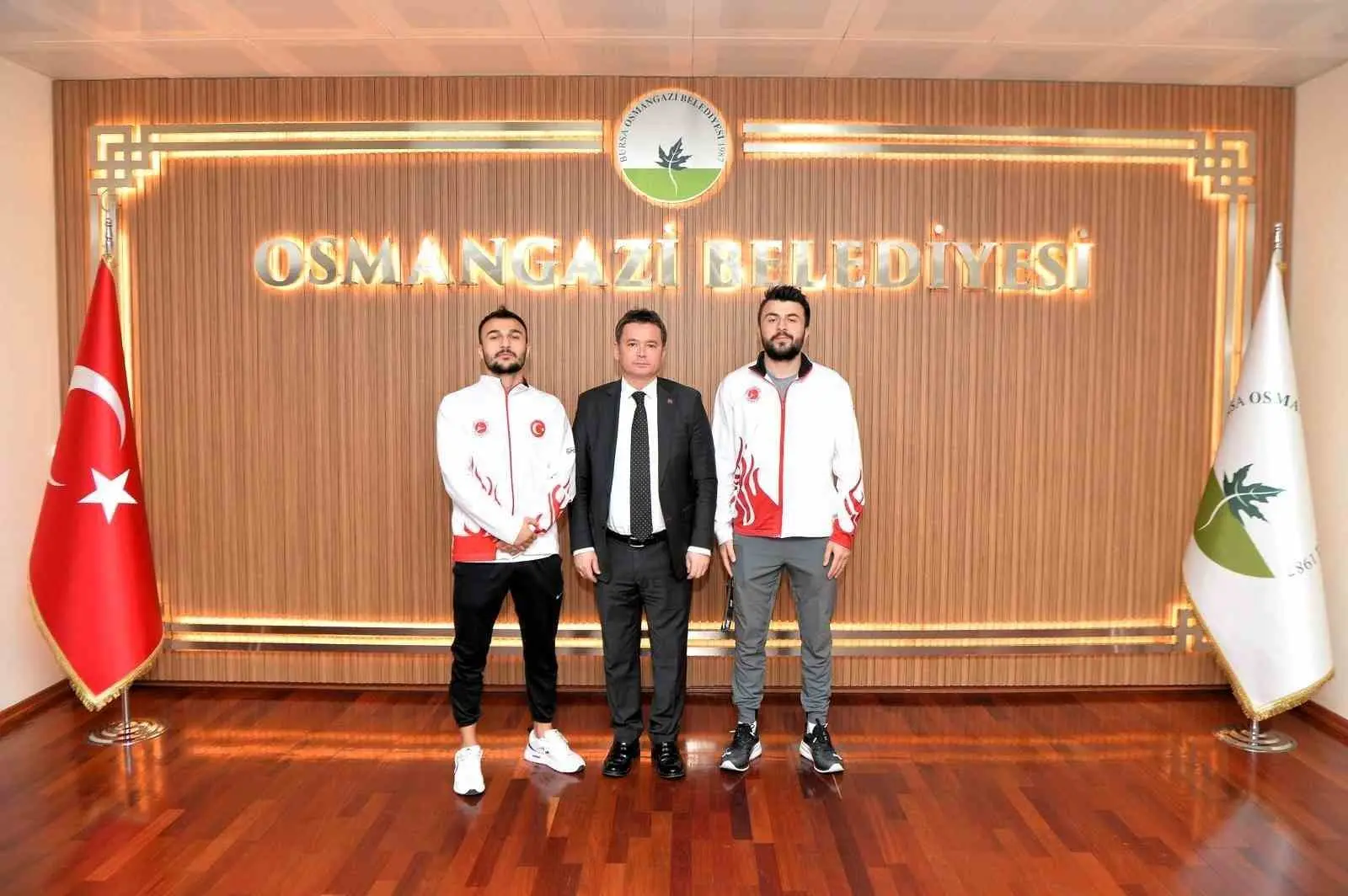 Milli sporcular Zafer Şayık ve Serdar Şayık, Birleşik Arap Emirlikleri’nin