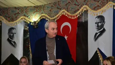 Kepez Belediye Başkanı Mesut Kocagöz, belediye meclis üyeleri ve CHP