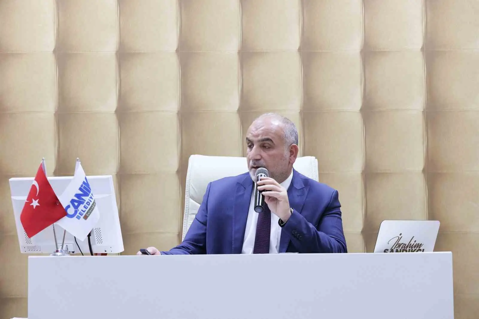 Samsun Canik Belediye Meclisi Aralık Ayı Açılış Toplantısı’nda ilçede eser