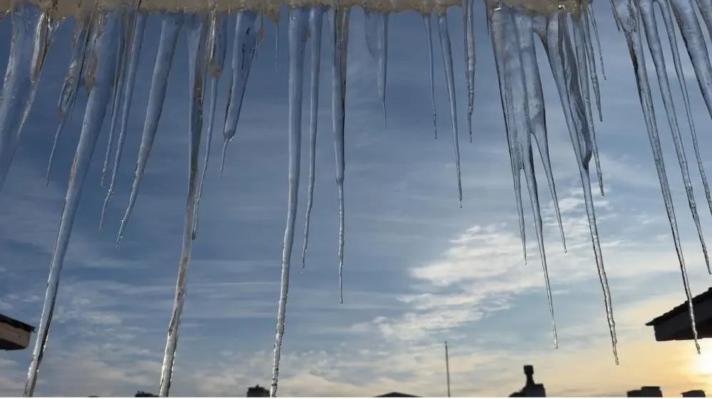 Hafta sonunda ve başındaki kar yağışlarının ardından dondurucu soğuklar yaşamı olumsuz