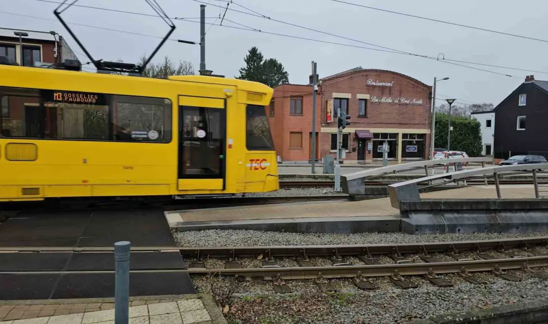 Belçika’nın Charleroi şehrinde aile restoranı işleten Faslı Benachir Btissam, restoranında