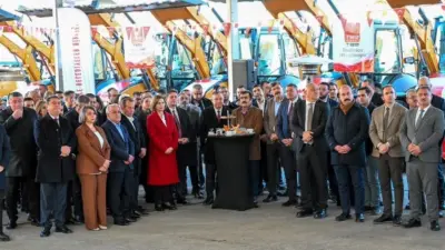 Türkiye Belediyeler Birliği (TBB) tarafından Beyağaç Belediyesine hibe edilen kamyoneti