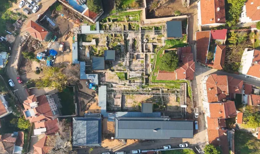 Evliya Çelebi’nin “ruhaniyetli şehir” diye anlattığı, Tanpınar’ın Bursa’da Zaman’ına ilham