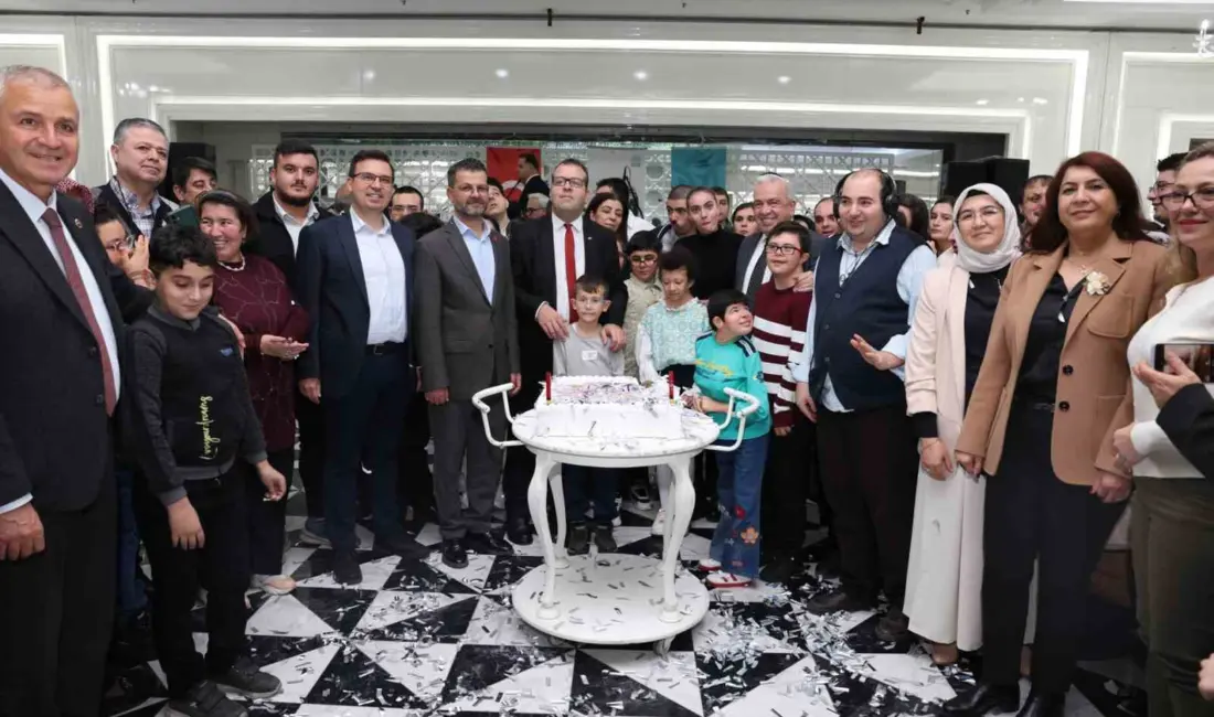 Nilüfer Belediyesi’nin düzenlediği gecede Bizim Ev Engelliler Sosyal Yaşam Destek