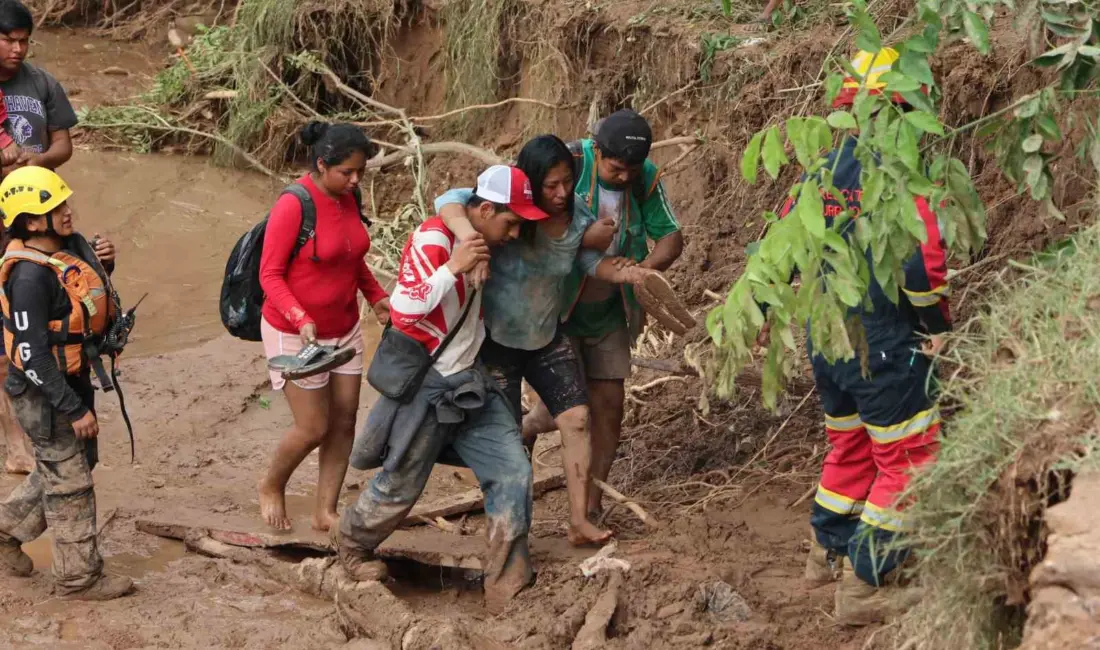 Güney Amerika ülkesi Bolivya’da şiddetli yağışların yol açtığı sel felaketinde
