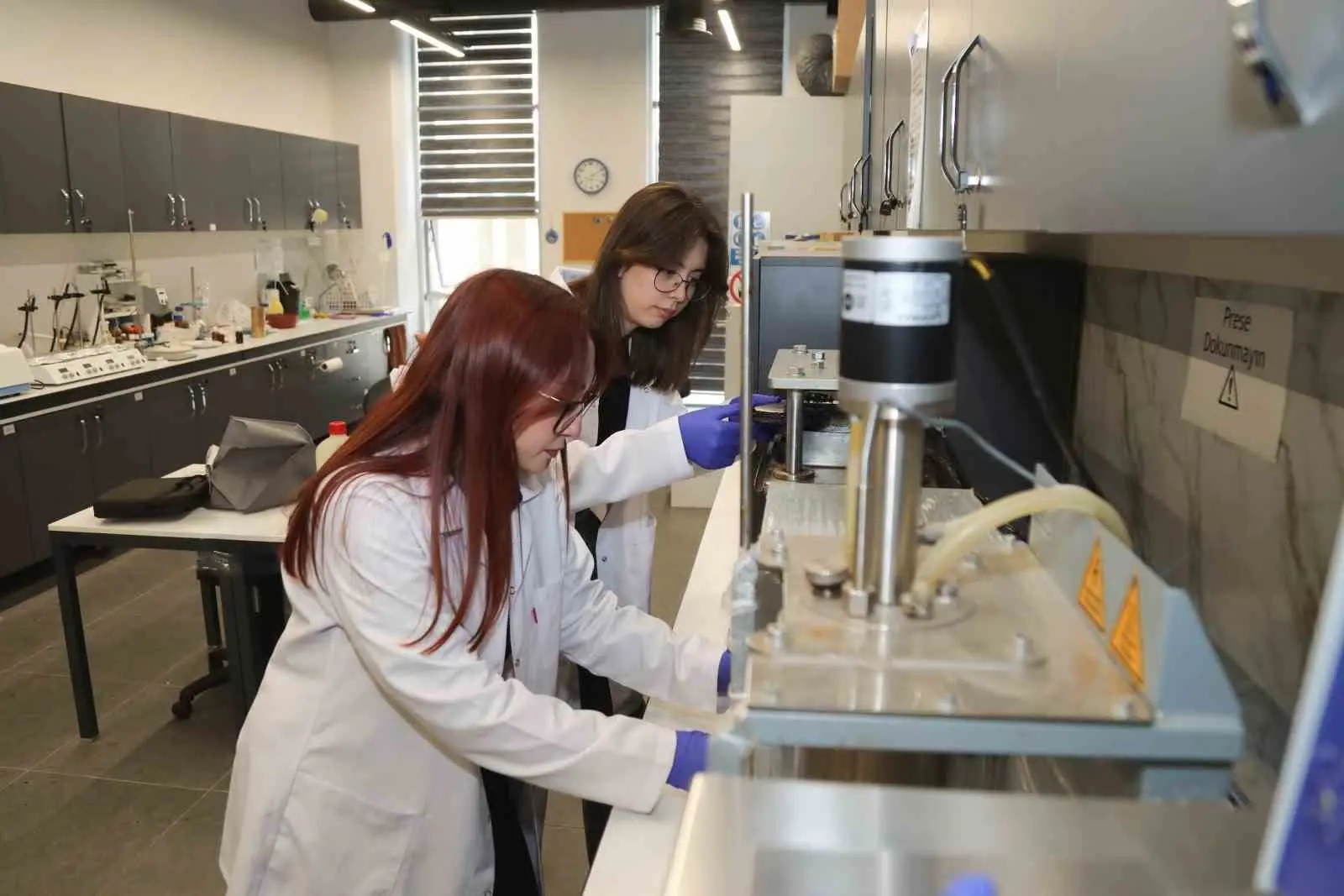 BTÜ öğrencileri, TUSAŞ uçaklarının uçuş kontrol sistemlerini iyileştirecek bir projeye