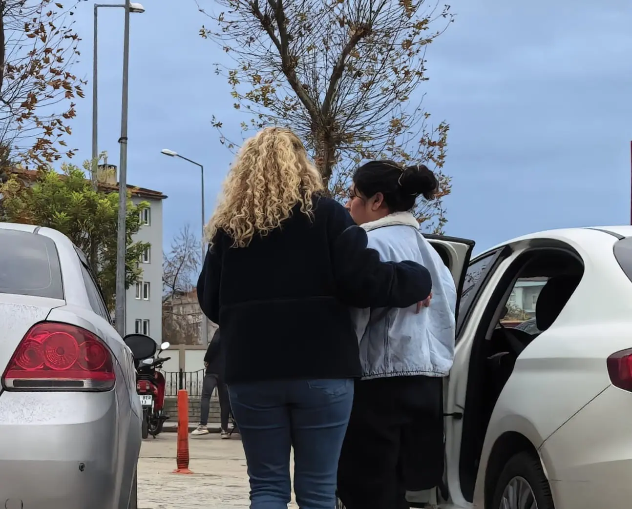 Bursa’nın İnegöl ilçesinde Narkotik Büro Amirliği ekiplerince bir eve düzenlenen