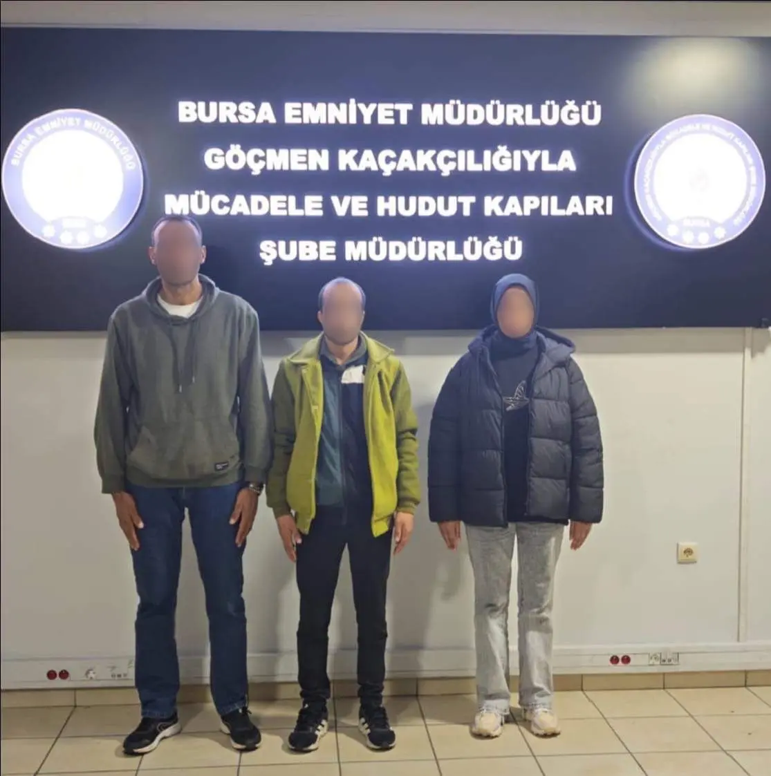 Bursa’da polis ekipleri, göçmen kaçakçılığına yönelik düzenlediği operasyonda yasa dışı