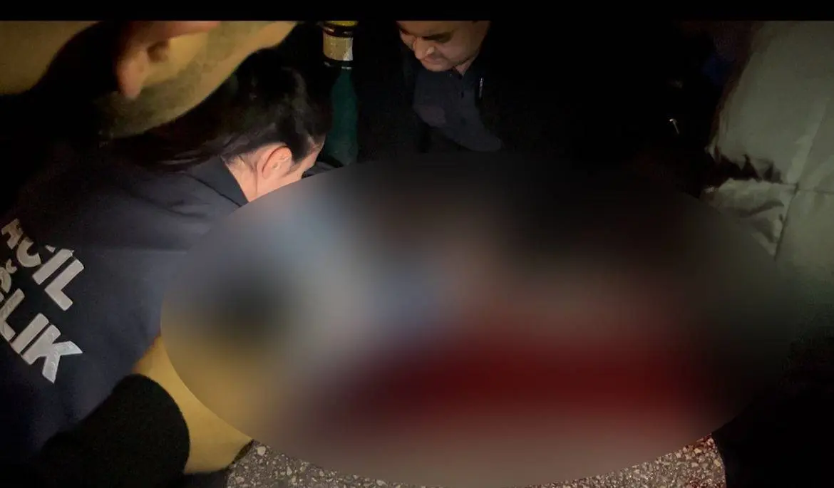 Bursa’da seyir halindeki motosiklet sürücüsü, tünel girişinde frene basınca yağışlı