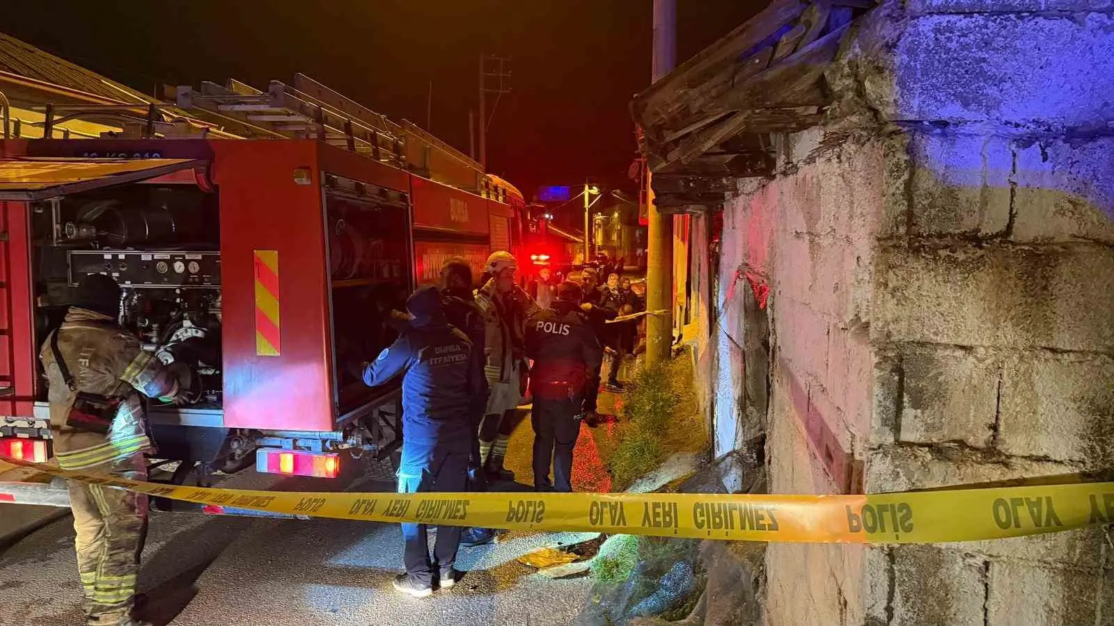 Bursa’nın İznik ilçesinde tek katlı müstakil evde çıkan yangında 1