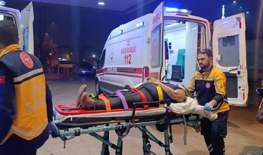 Bursa’nın İnegöl ilçesinde karşıdan karşıya geçmeye çalışan yaya, kamyonetin çarpmasıyla