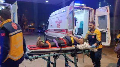 Bursa’nın İnegöl ilçesinde karşıdan karşıya geçmeye çalışan yaya, kamyonetin çarpmasıyla