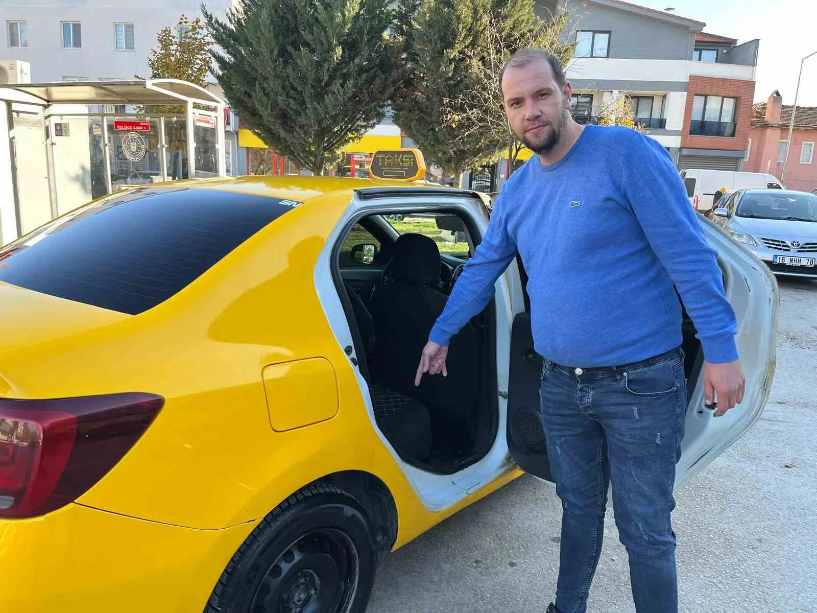 Bursa’da 9 yıldır taksicilik yapan 1 çocuk babası Semih Korkmaz