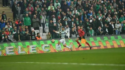 TFF 2. Lig Kırmızı Grup 17. hafta maçında Bursaspor, Atatürk