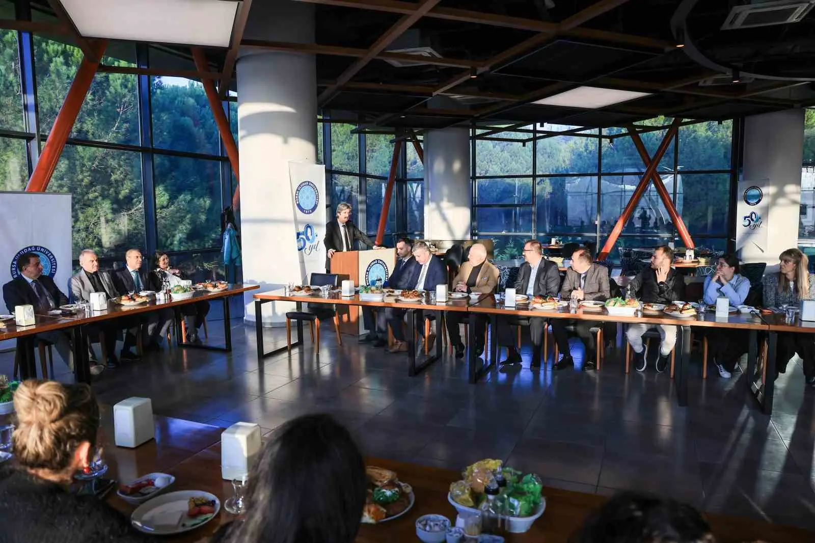 Üniversitenin geliştirilmesi ve çok daha nitelikli eğitim-öğretim hizmeti verebilmesi amacıyla