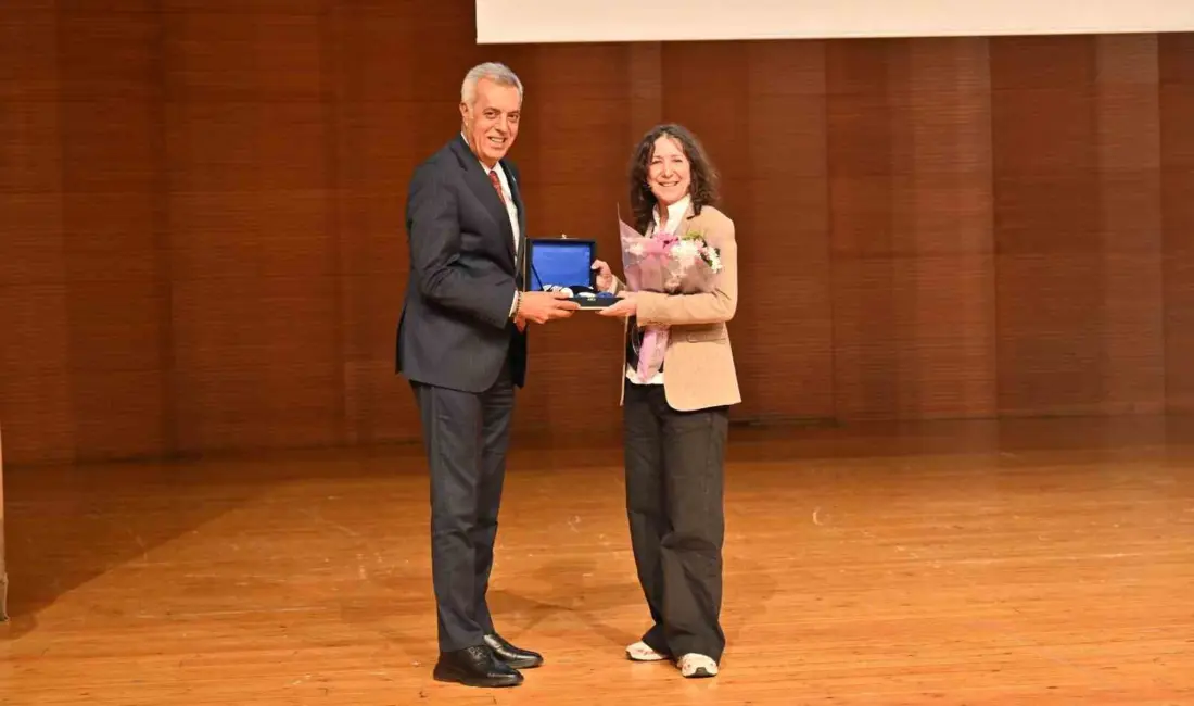 Bursa Büyükşehir Belediyesi tarafından ‘İleriye giden yolun haritasını çizmek’ temasıyla