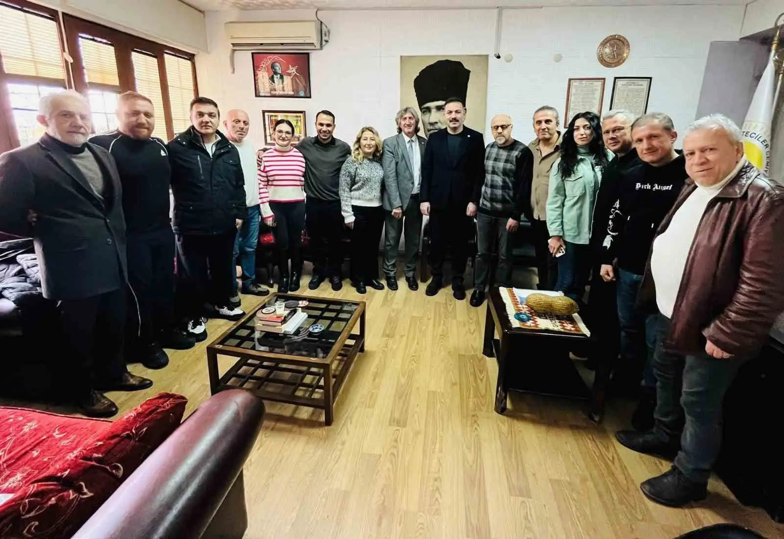 AK Parti Zonguldak İl Başkanı Mustafa Çağlayan, Zonguldak Gazeteciler Cemiyeti’nin