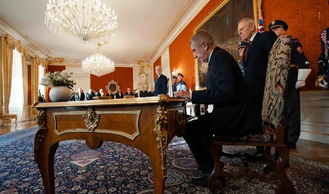 Çekya’da genel seçimi kazanan Memnuniyetsiz Vatandaşlar Hareketinin (ANO) lideri milyarder