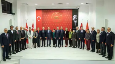 Cumhuriyet Halk Partisi (CHP) Genel Başkanı Özgür Özel, “Cumhurbaşkanlığı Aday