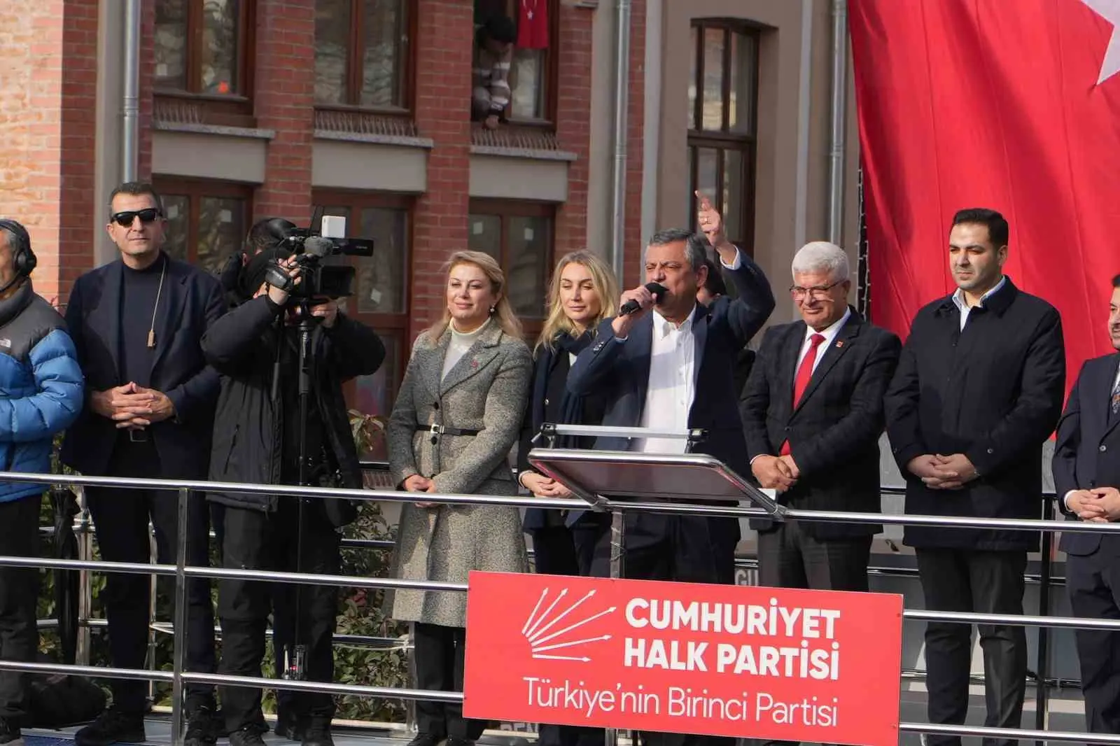 CHP Genel Başkanı Özgür Özel’in Edirne mitinginde Yunanistan ve Bulgaristan’ın