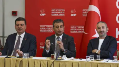 Cumhuriyet Halk Partisi (CHP) Parti Sözcüsü Zeynel Emre, Mersin Milletvekili