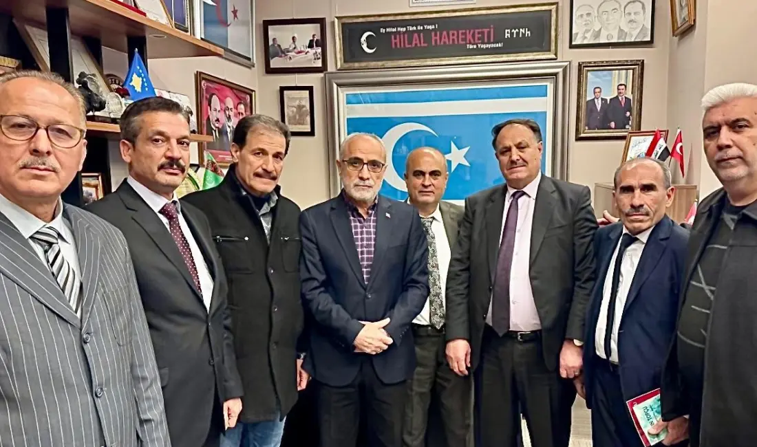 Cumhurbaşkanı Başdanışmanı Yalçın Topçu, Suriye Türkmenlerinden oluşan heyeti makamında kabul