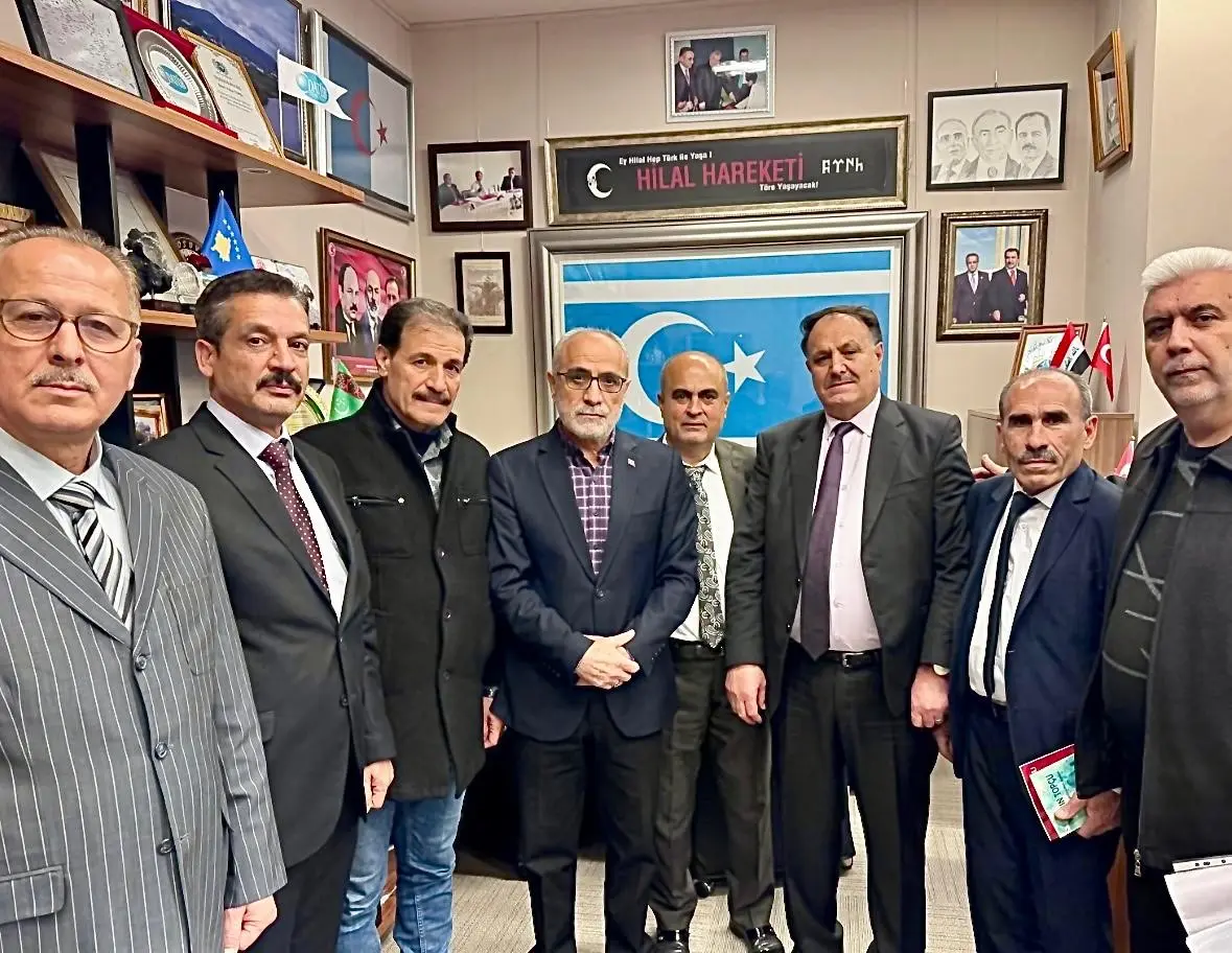 Cumhurbaşkanı Başdanışmanı Yalçın Topçu, Suriye Türkmenlerinden oluşan heyeti makamında kabul