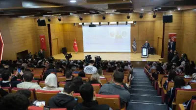 “Terörsüz Türkiye’ye geçiş süreci” adlı konferansta konuşan Cumhurbaşkanı Başdanışmanı Mehmet