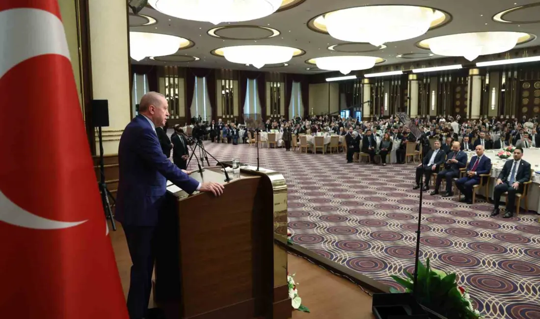 Cumhurbaşkanı Recep Tayyip Erdoğan, “Tertemiz niyetleriyle Türkiye Yüzyılı yürüyüşümüze eşlik