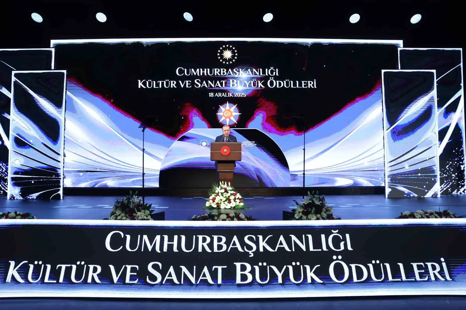 Cumhurbaşkanı Recep Tayyip Erdoğan, “Hakkı haykırmayı şiar edinmiş bir ülke