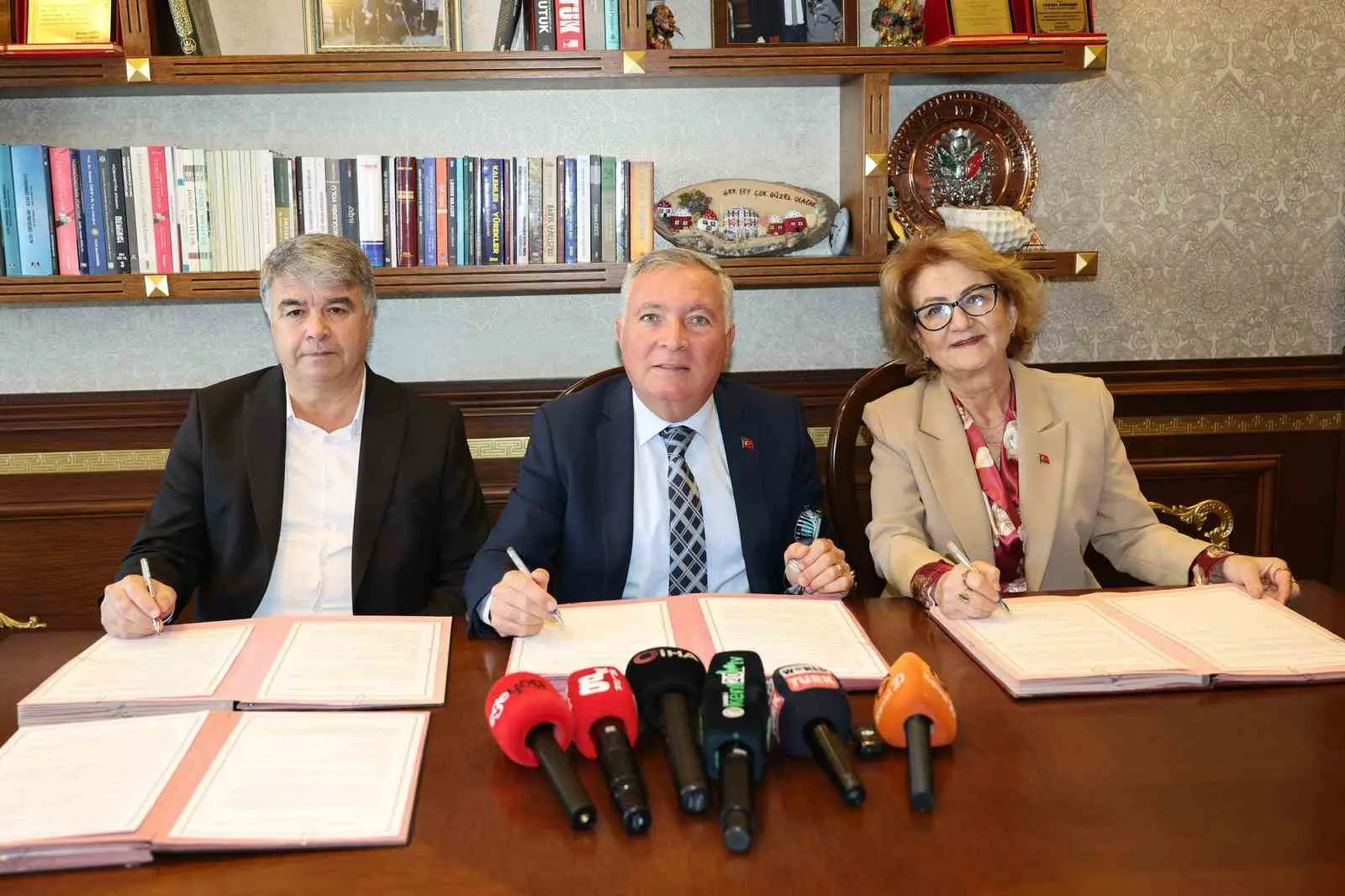 Denizli’de sokak hayvanlarının yaşam şartlarını iyileştirmeye yönelik dev bir adım