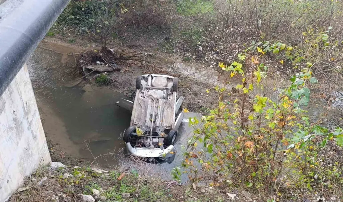 Bursa’nın İnegöl ilçesinde meydana gelen kazada otomobil dereye uçtu; sürücüsü