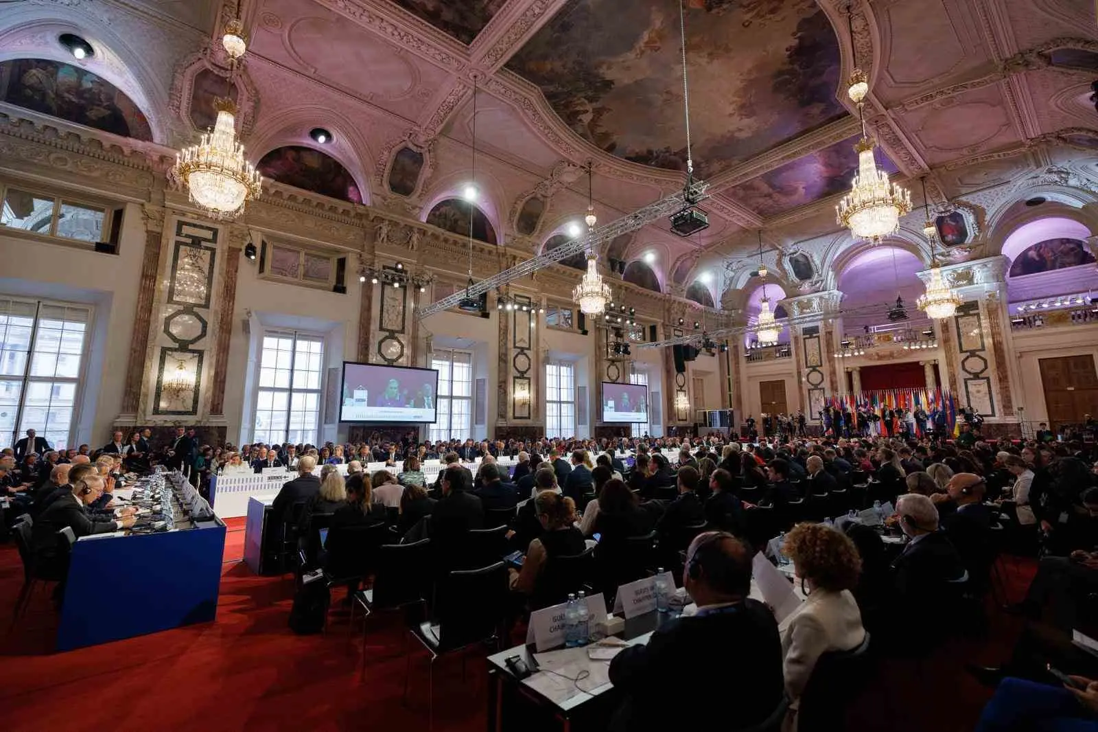 Dışişleri Bakanı Hakan Fidan, Avusturya’nın başkenti Viyana’da gerçekleştirilen Avrupa Güvenlik