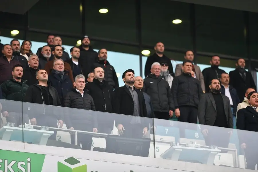 Bursaspor Başkanı Enes Çelik, Somaspor galibiyeti sonrası yaptığı açıklamada hem