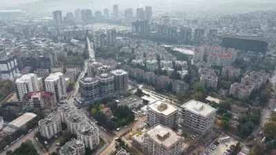 Faiz oranlarının yüksek olmasıyla birlikte gayrimenkul yatırımı yapmayan herkesin döviz,