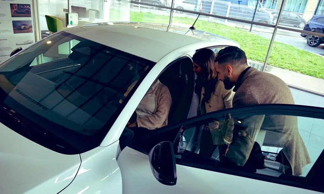 Fransa hükümeti, dar gelirli çalışanlara yönelik başlatılan ulaşım desteği programı