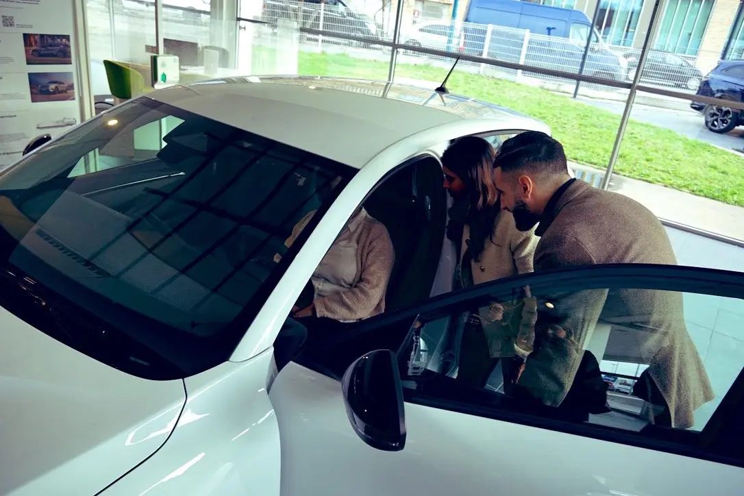 Fransa hükümeti, dar gelirli çalışanlara yönelik başlatılan ulaşım desteği programı