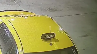Bursa’da gasbedilen taksinin kaçırılma anlarına dair yeni görüntüler ortaya çıktı.